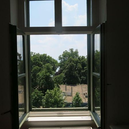 Horvath Villa Apartman Aliz บาลาตอนฟือเรด ภายนอก รูปภาพ