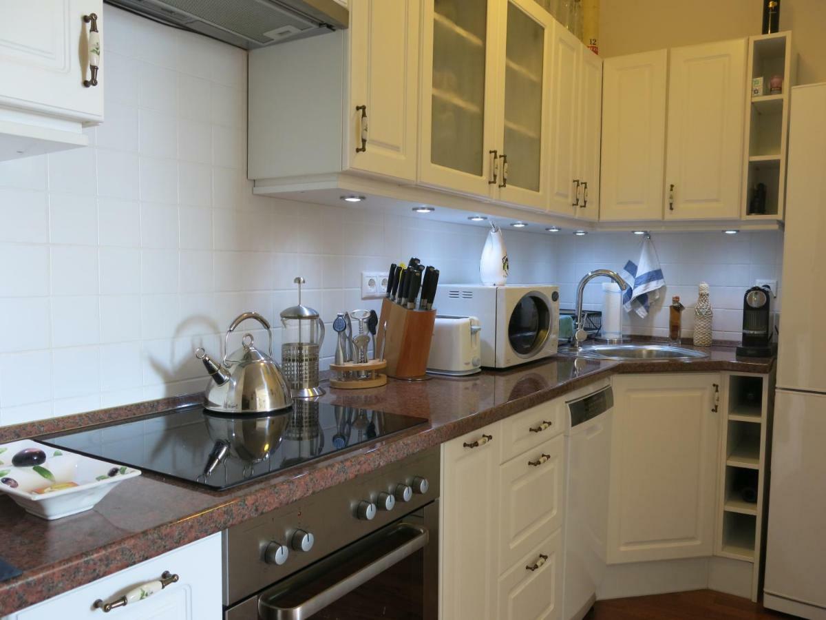 Horvath Villa Apartman Aliz บาลาตอนฟือเรด ภายนอก รูปภาพ